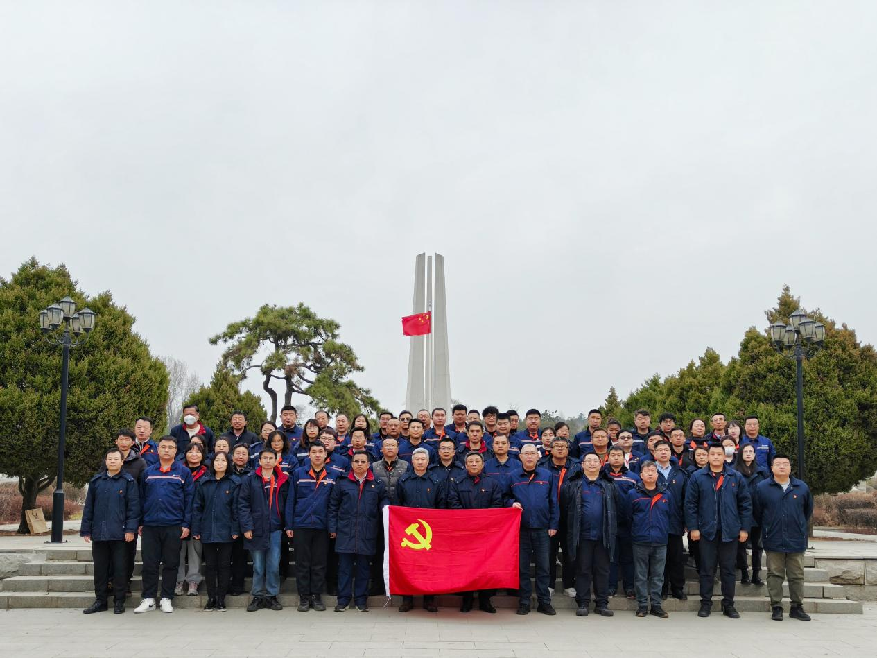 賡續(xù)紅色血脈，凝聚奮進力量—中鋼熱能院組織開展清明祭掃活動